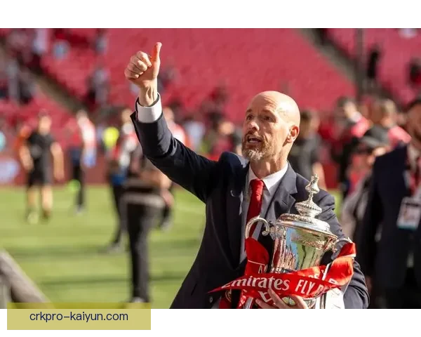 滕哈赫高位压迫战术引领球队崛起，攻防转化迅速值得关注