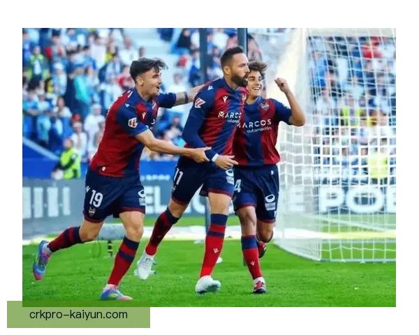 西甲红白闪电状态回暖，近期表现值得关注